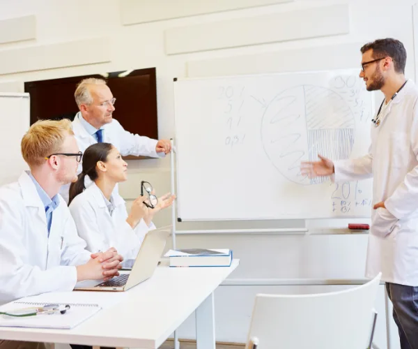 Formation : transmettre ses compétences en équipe de santé