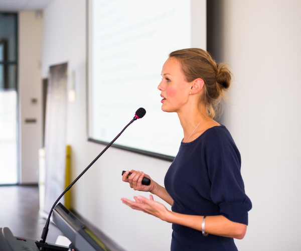 symbole d'une convention animee par Patrick JAY